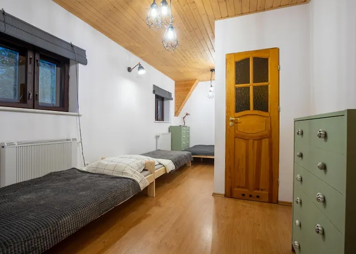 Ostoja Przy Potoku- Z Tarasem Oraz Parkingiem- Bestrooms בית נופש